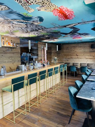 Bar à vins et à cocktails Léobar