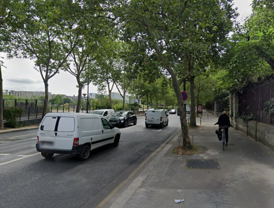 une femme gravement blessée après la chute d'une branche d'arbre frappé par la foudre