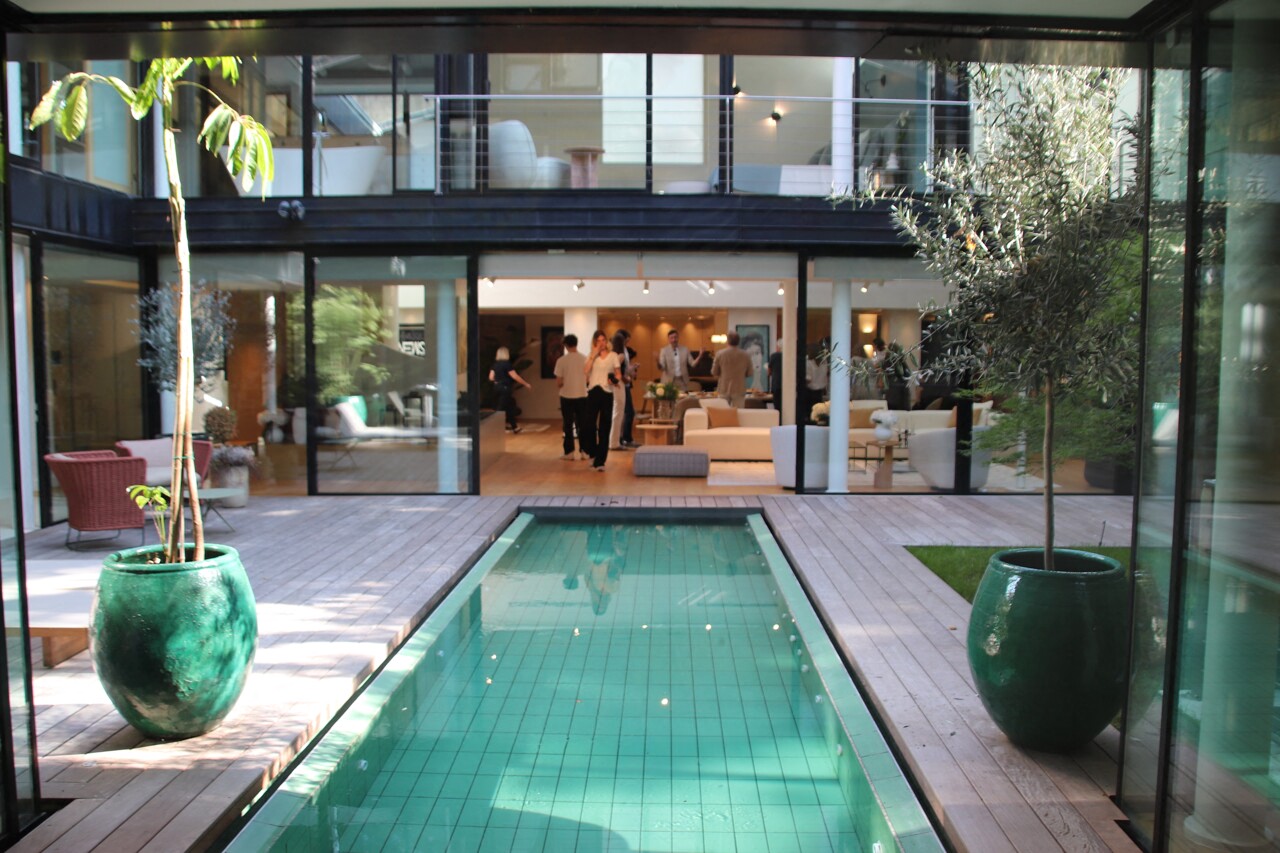 Pont-levis, piscine... On a visité une maison secrète à 18 millions d'euros à Paris : "Un côté James Bond"