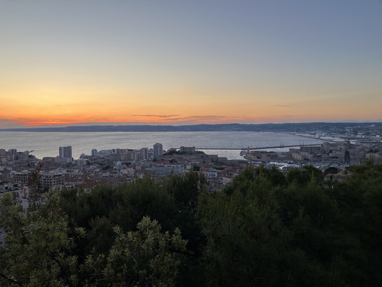 Les dîners insolites reviennent à Marseille et dans les Bouches-du-Rhône : voici où et quand