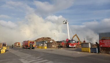 Incendie dans une déchèterie près de Nantes : "aucun élément toxique relevé"