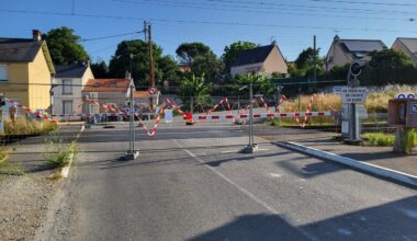 le passage à niveau est hors-service après un incendie