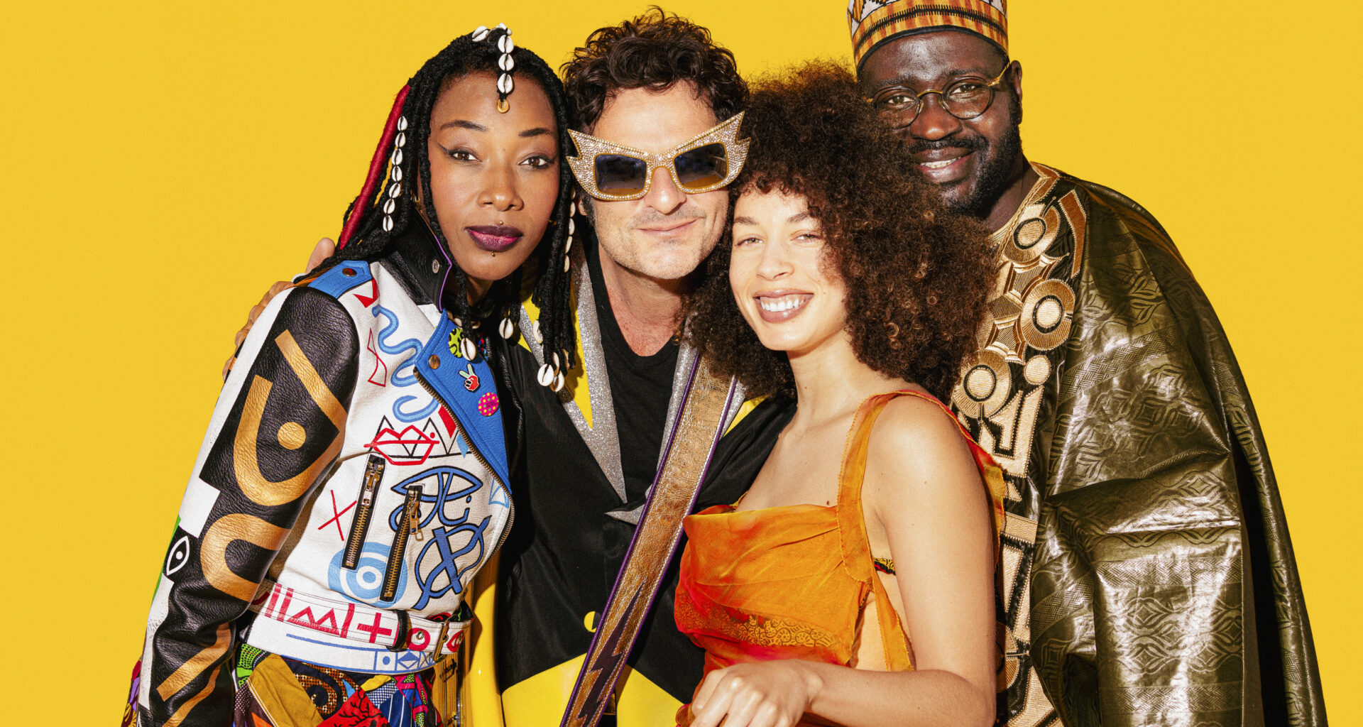 © Yann Orhan - Lamomali, de -M- avec Fatoumata Diawara et l'afro pop orchestre est à l'affiche le 22 juillet.