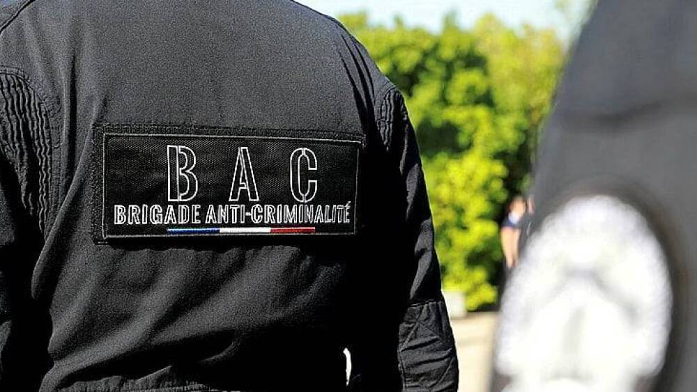 Pour échapper à un contrôle routier, ils mettent en danger les automobilistes croisés sur leur route