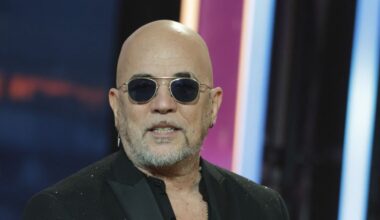 Pascal Obispo évoque ses liens forts avec la fille de Johnny Hallyday, qui le considère comme "son oncle"