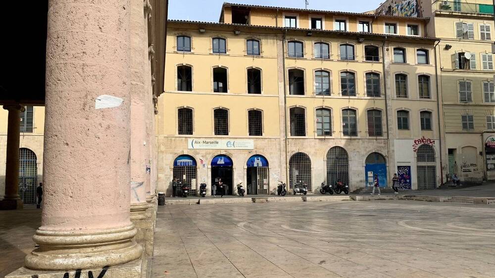 Meurtre au couteau de la Halle Puget à Marseille : un suspect interpellé