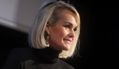 Laeticia Hallyday : on sait combien elle a vendu Marnes-la-Coquette, elle a bradé la maison de Johnny !