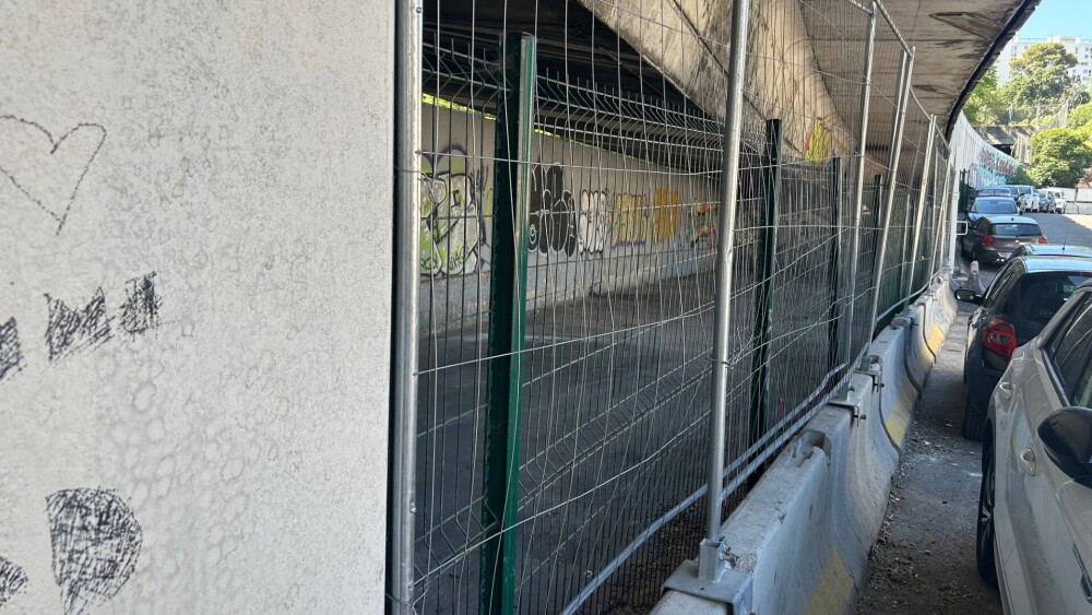 le camp de Roms sous le métro de la Rose évacué
