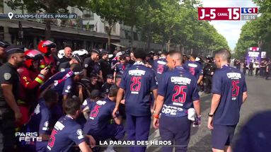 Le moment de communion du PSG avec les policiers et pompiers