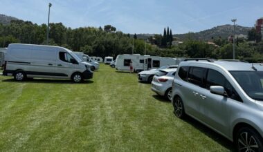 l'A50 saturée sur près de 6 km en direction d'Aubagne en raison de la présence de caravanes