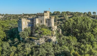 le tribunal administratif de Marseille rejette le recours de FNE13 contre l’aménagement des écuries du château de La Barben