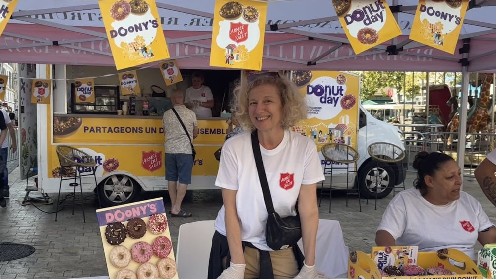 Autour du donut, Une journée de partage avec l’armée du Salut