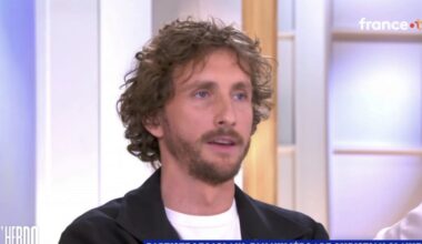 Baptiste Lecaplain fait de rares confidences sur sa femme et dévoile un choix pris pour l'une de leurs filles