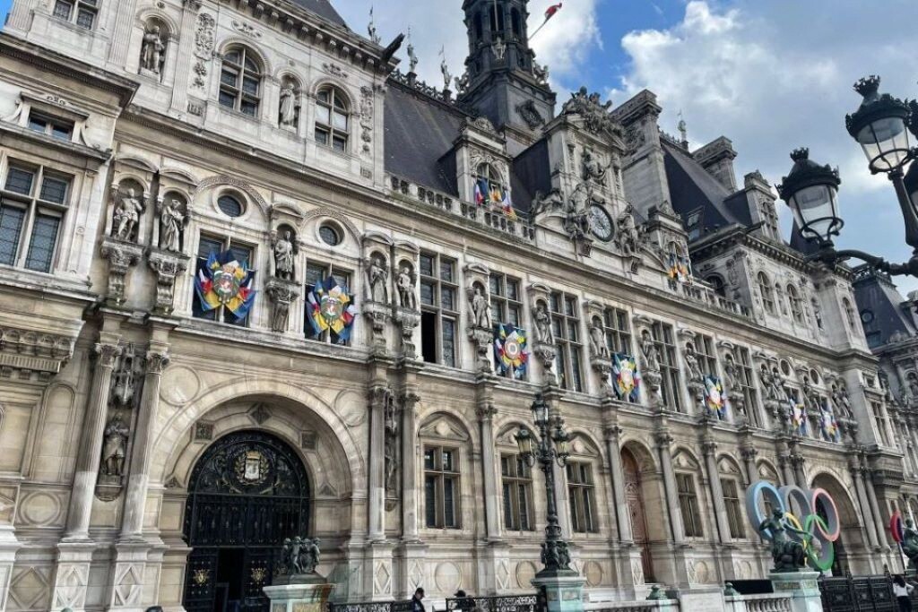Paris. Le fonctionnaire handicapé "isolé" par Anne Hidalgo devra se contenter de son nouveau poste