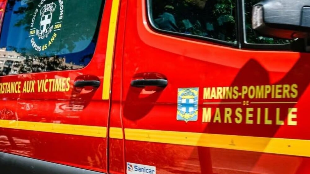 Un enfant chute de 2 étages à Marseille et s'en tire sans une égratignure