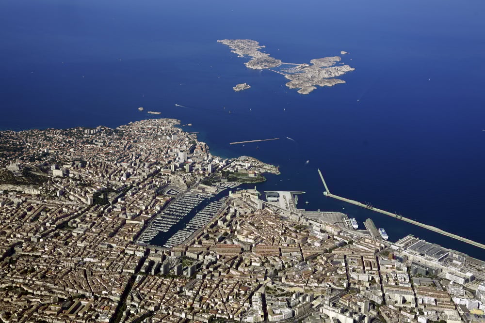 "Est-elle plus cosmopolite que d'autres villes ?"