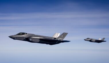 Achat des F-35: le Conseil fédéral défend le prix convenu, Washington évoque un "malentendu" - rts.ch