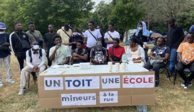 "Notre vie fait pitié". Au parc de Maurepas, l'appel de détresse des jeunes mineurs isolés réunis en collectif