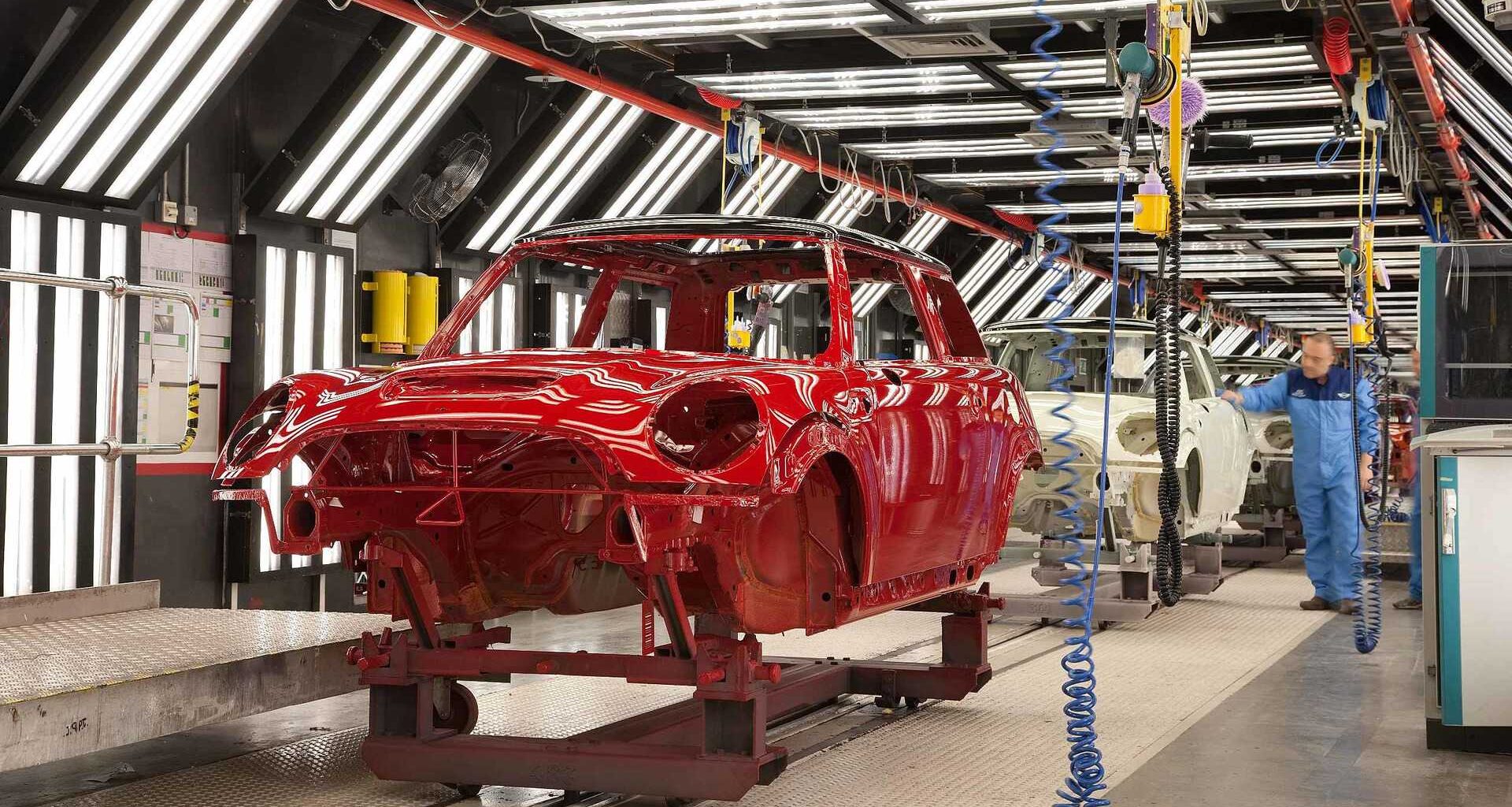 La production automobile au Royaume-Uni atteint son plus bas niveau en 70 ans