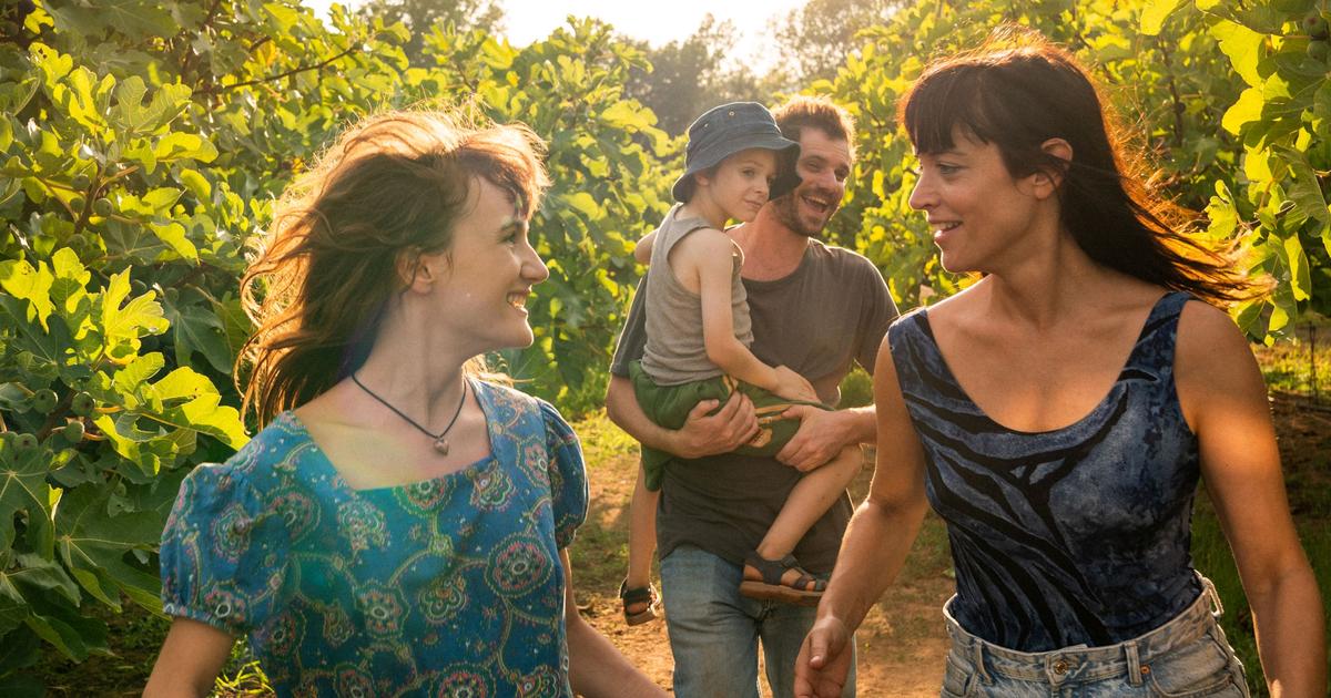 "Mikado" de Baya Kasmi, un drame sensible et poétique au coeur d'une famille atypique - rts.ch