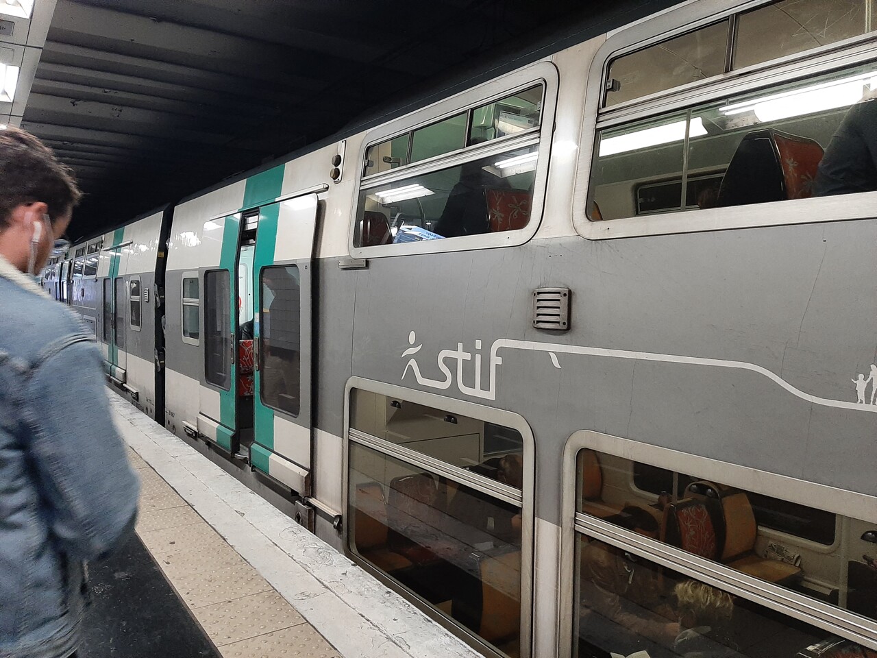 RATP. Malaise voyageur, panne, interruption... Le trafic sur la ligne du RER A fortement perturbé