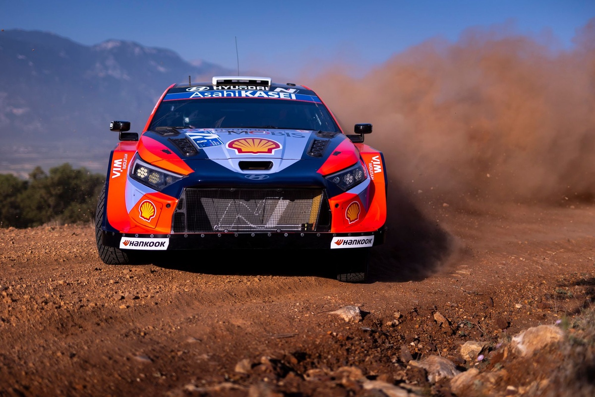 Ott Tänak brise l'hégémonie de Toyota au Rallye de l'Acropole