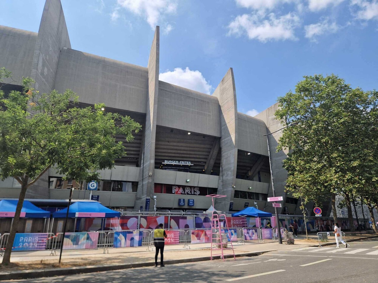les deux villes sélectionnées par le club pour son futur stade