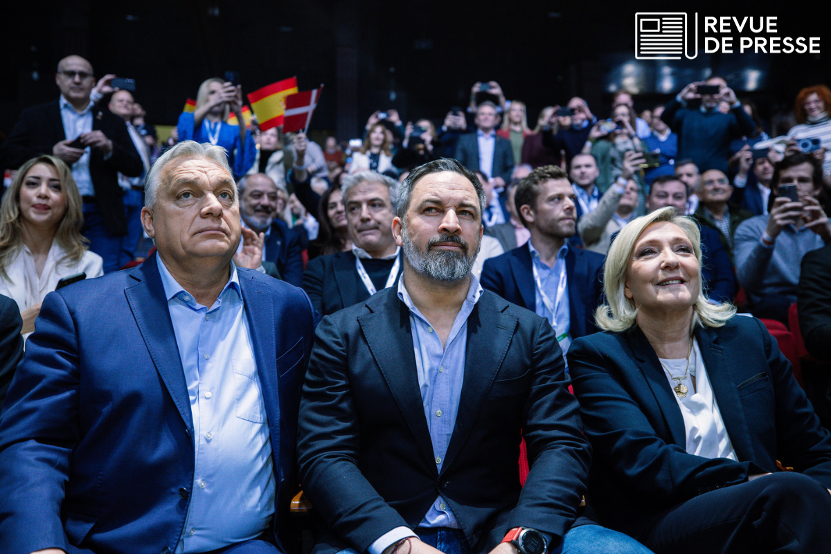 Le Premier ministre hongrois Viktor Orbán, le leader de Vox Santiago Abascal et Marine Le Pen (de gauche à droite) avaient participé à un rassemblement des Patriotes pour l