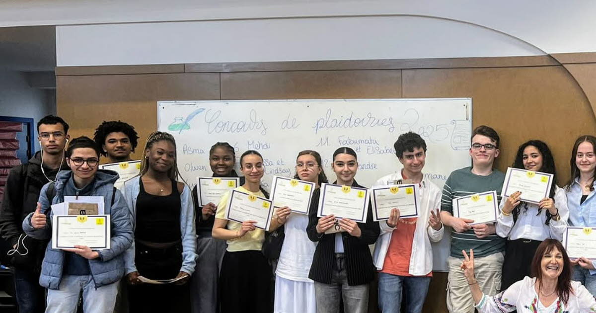 19 lycéens de Louis-Pasteur s’essayent à la plaidoirie