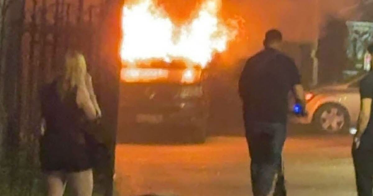 une voiture incendiée à Nancy