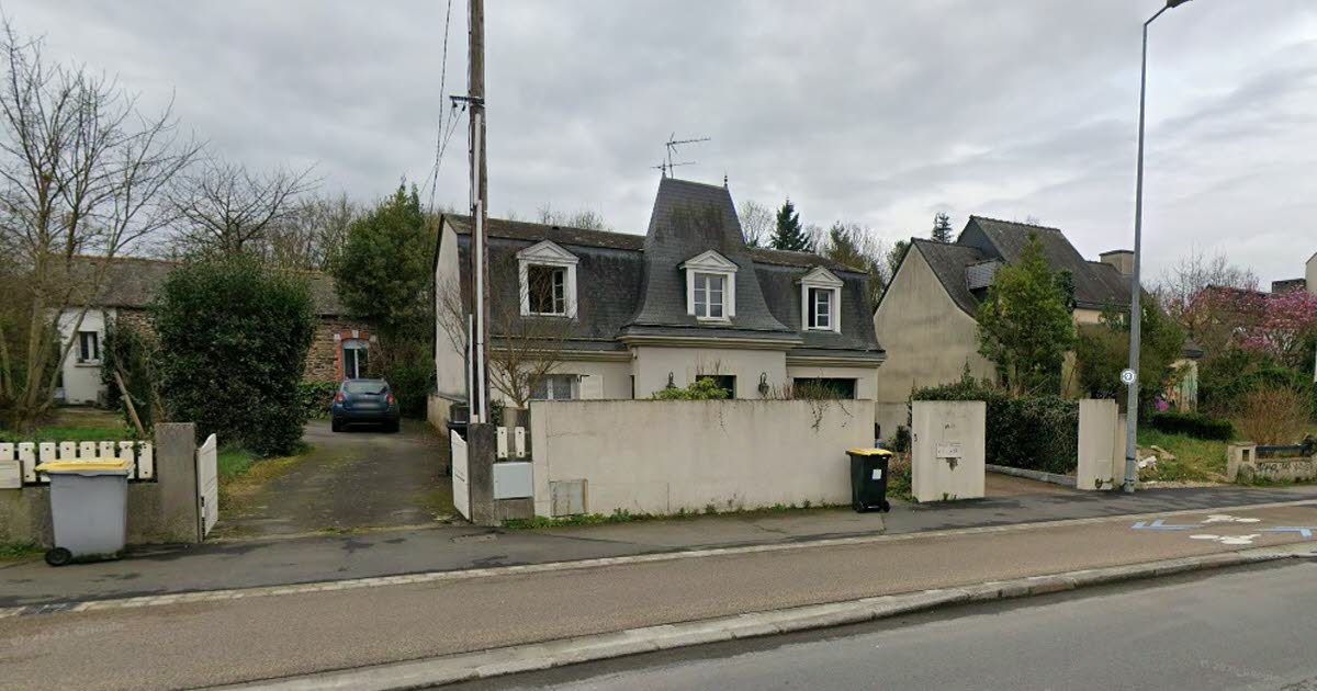Ille-et-Vilaine. Ils pensent vendre leur maison plus d'un million d'euros, la mairie bloque et leur en propose la moitié