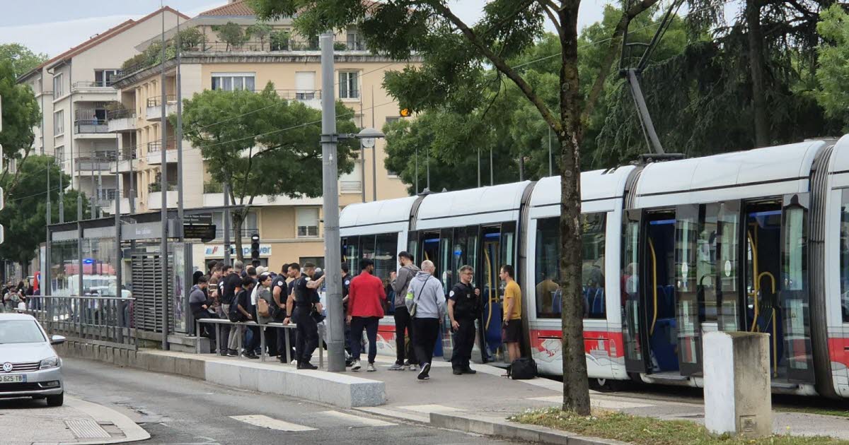 Métropole de Lyon. Tentative d’agression à l’arme blanche dans le tramway : le suspect hospitalisé