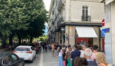 Grenoble. Affluence exceptionnelle dans une librairie grenobloise pour voir Raphaël Quenard !