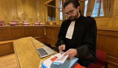 18 mois ferme et mandat de dépôt