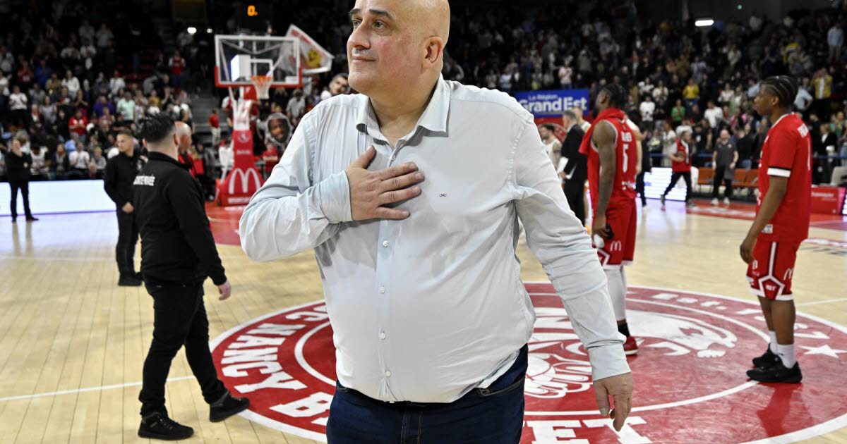 Café des sports. Joyeux anniversaire à l’entraîneur du SLUC, les images insolites du week-end… Bienvenue au café des sports !