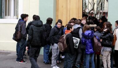 des assistants d’éducation, « en première ligne », racontent leur quotidien ardu