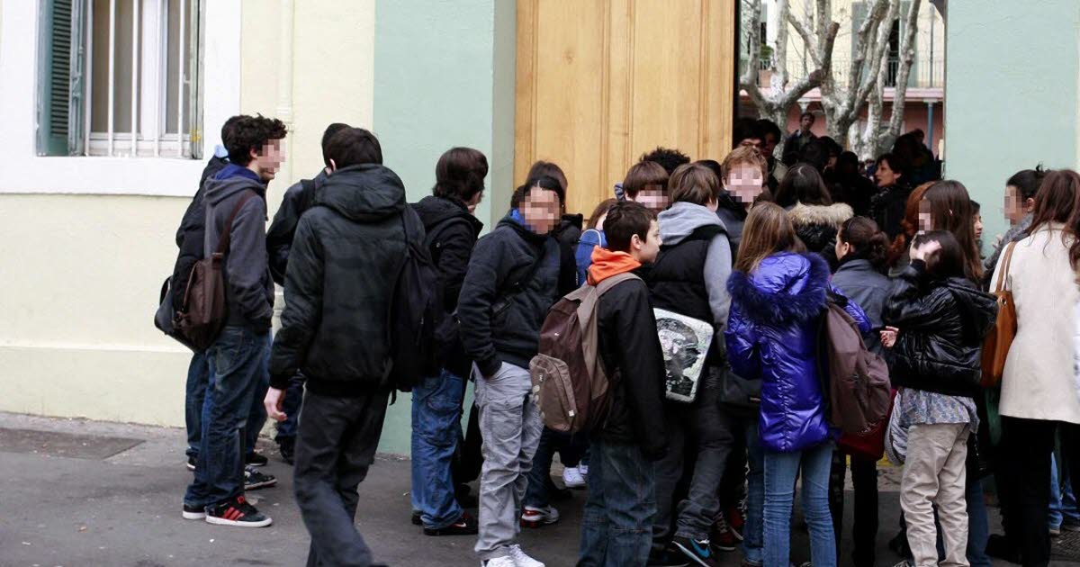 des assistants d’éducation, « en première ligne », racontent leur quotidien ardu