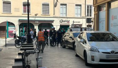 Lyon. Un chauffeur VTC non gréviste force le passage et pointe une arme factice en pleine Presqu’île