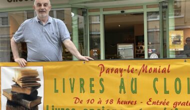 le-Monial - Le cloître accueille livres anciens et métiers d’art. Le cloître accueille livres anciens et métiers d’art