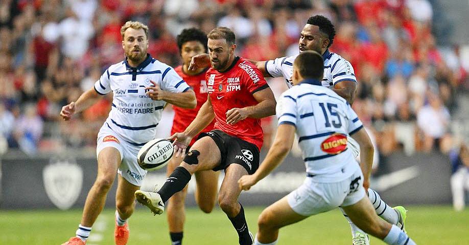Toulon bat Castres et file en demi-finales
