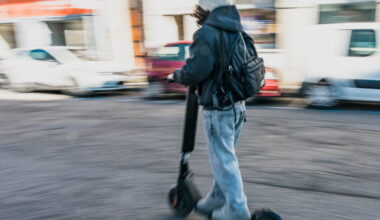Métropole de Grenoble. En fuyant la police, le suspect à trottinette laisse tomber 10 kilos de drogue