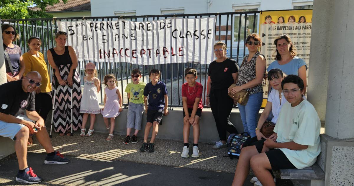 Roche-la-Molière. Cinq classes fermées en sept ans à Cousteau : les parents d’élèves sidérés