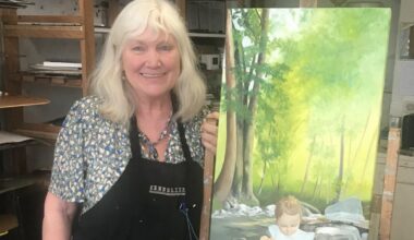 Grenoble. Après Le temps des couleurs, le temps des fleurs pour l’artiste Marie-Jo Diébolt