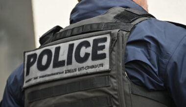 Saint-Etienne. L’officier de police aperçoit une course-poursuite à pied et stoppe le fuyard