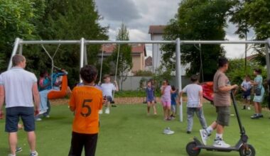 Métropole de Lyon. Cris et incivilités, cette aire de jeux au parc fait vivre un « enfer » aux riverains