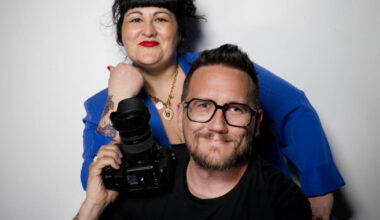 Métropole de Lyon. Ce couple de Rillieux-la-Pape photographie les femmes façon pin-up pour booster leur confiance