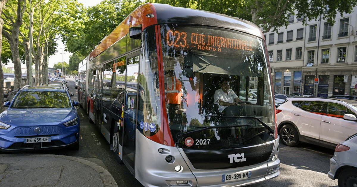 Métropole de Lyon. « Révolution en douceur », la limitation du trafic en Presqu’île explose l’offre bus