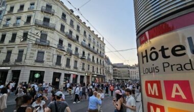 plusieurs centaines de policiers déployés, 11 arrestations