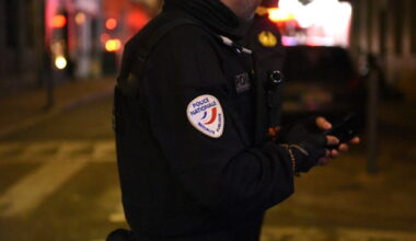Saint-Etienne. Devant des policiers, il grille un stop sous l’emprise de l’alcool