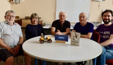 Saint-Chamond. Un prix du bénévolat pour un ouvrage sur la Stimula, voiture locale